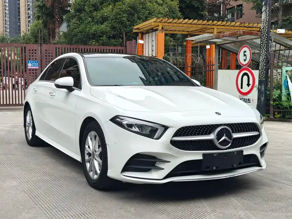 Mercedes-Benz A-Class — фото 10