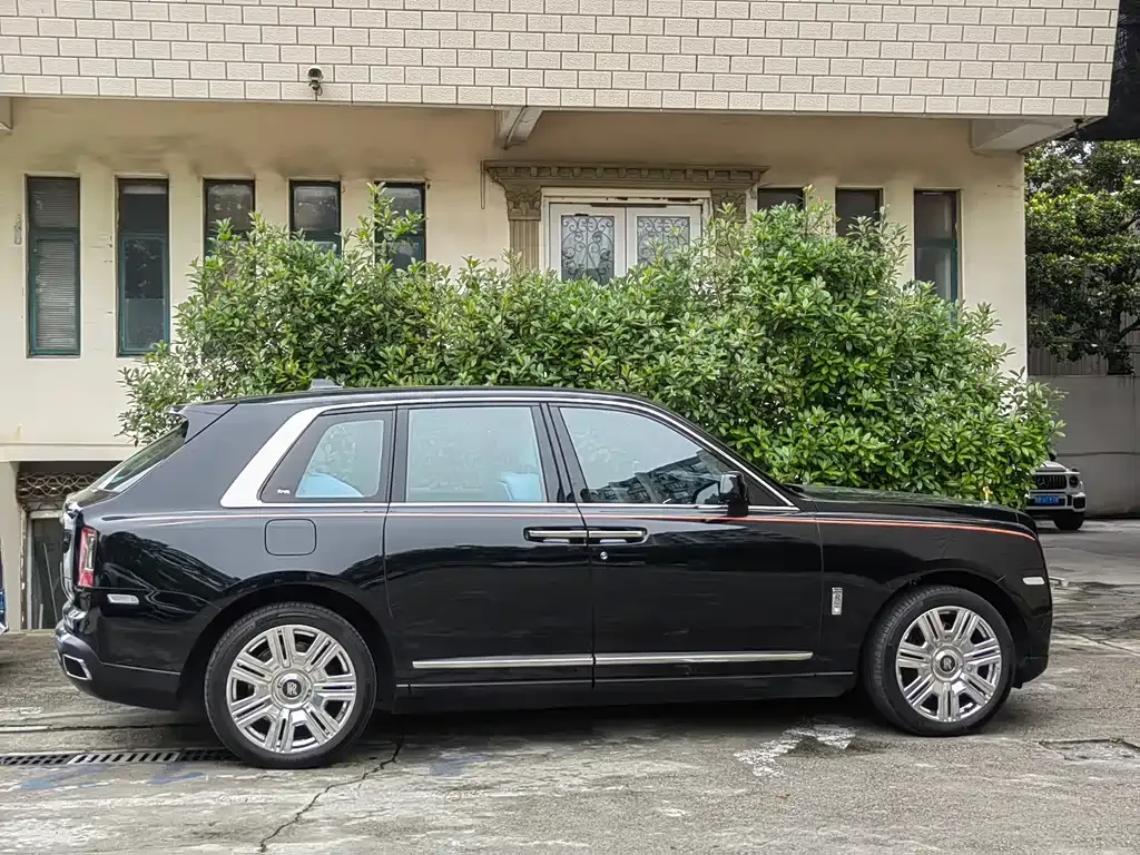 Rolls-Royce Cullinan 2021 из CN, фото 7