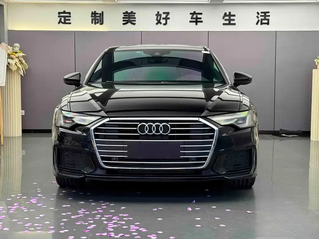 Audi A6L — фото 6