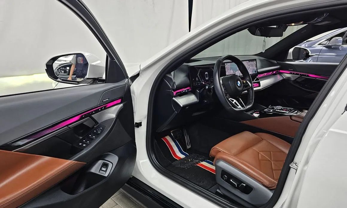 BMW 5-Series 2024 из KR, фото 7