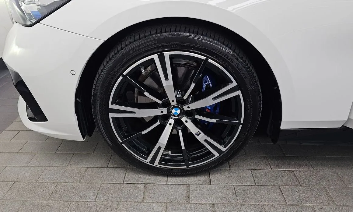 BMW 5-Series 2024 из KR, фото 8
