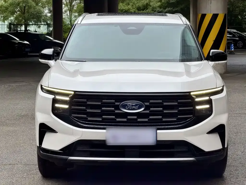 Ford Edge — фото 5