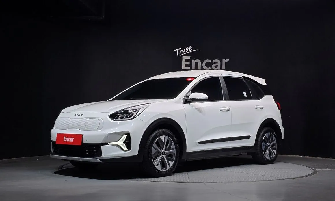 Kia Niro — фото 1