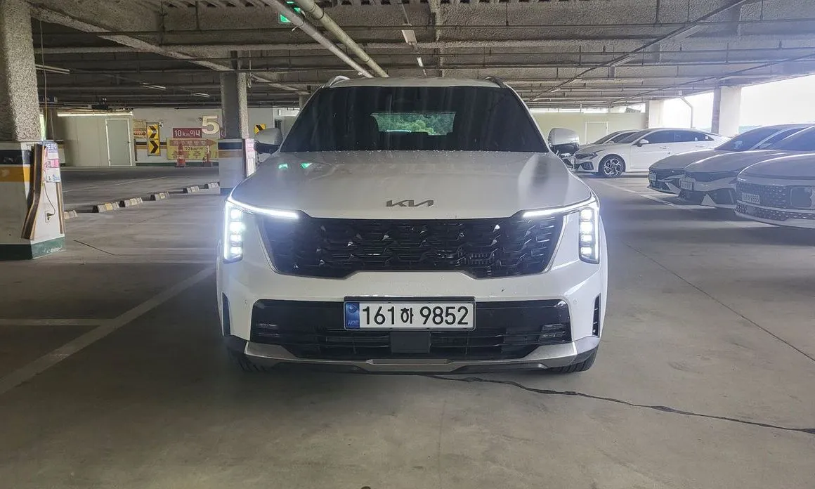 Kia Sorento — фото 1
