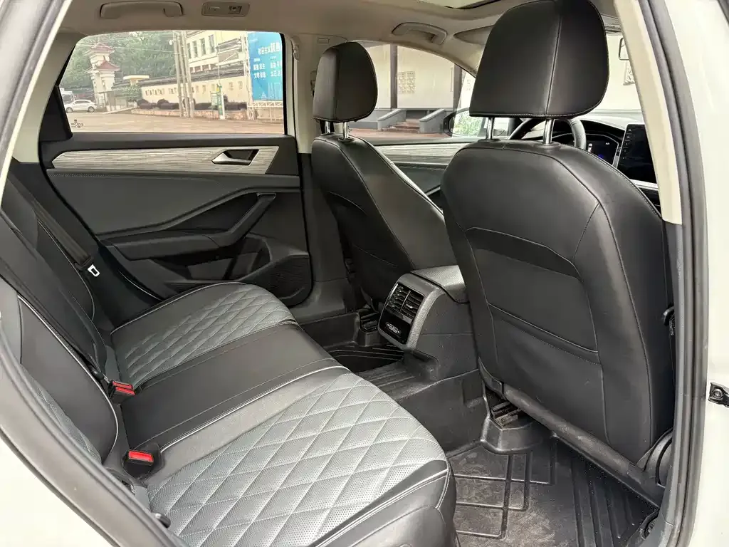 Volkswagen Sagitar 2023 из CN, фото 5