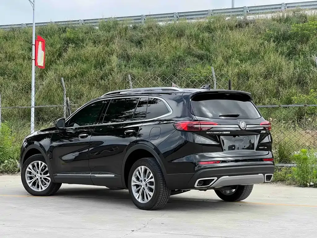 Buick Envision Plus — фото 8