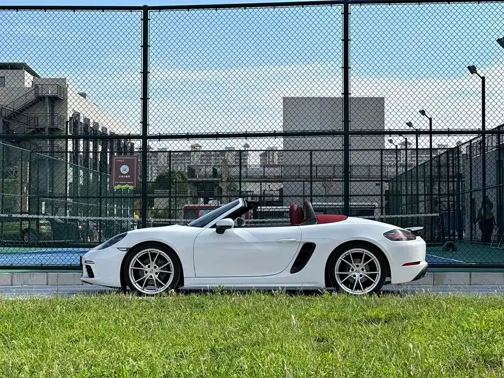 Porsche 718 — фото 10