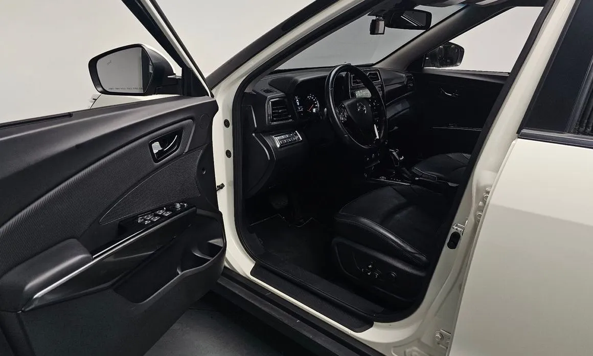 KG Mobility (Ssangyong) TIBOLI 2021 из KR, фото 6