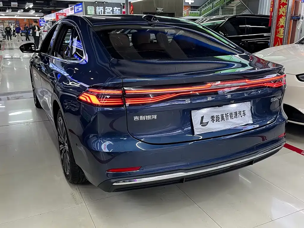 Geely 银河A7 EM — фото 7