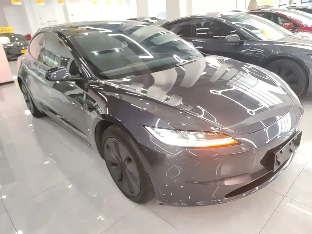 Tesla Model 3 — фото 5