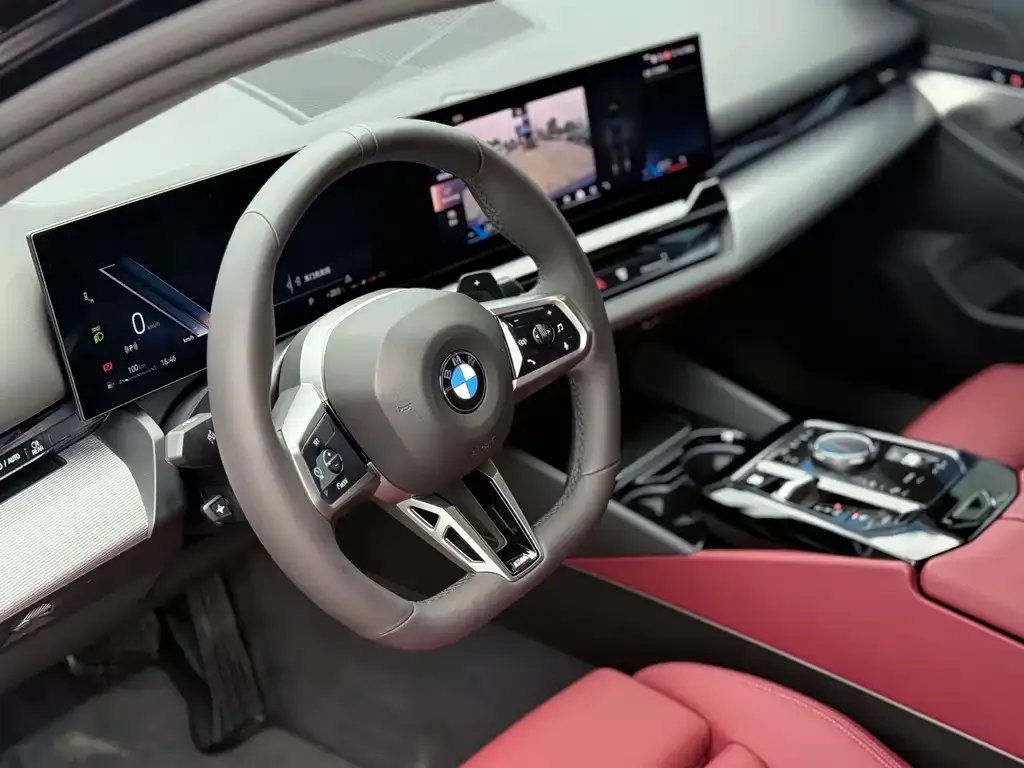 BMW 5 Series (Import) 2024 из CN, фото 6