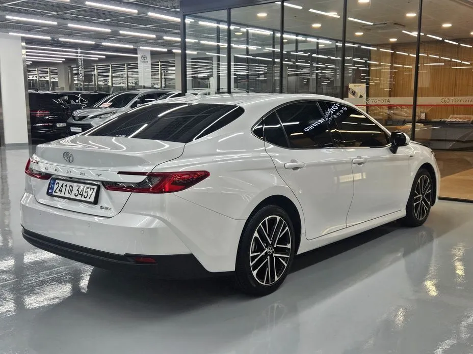 Toyota Camry 2025 из KR, фото 4