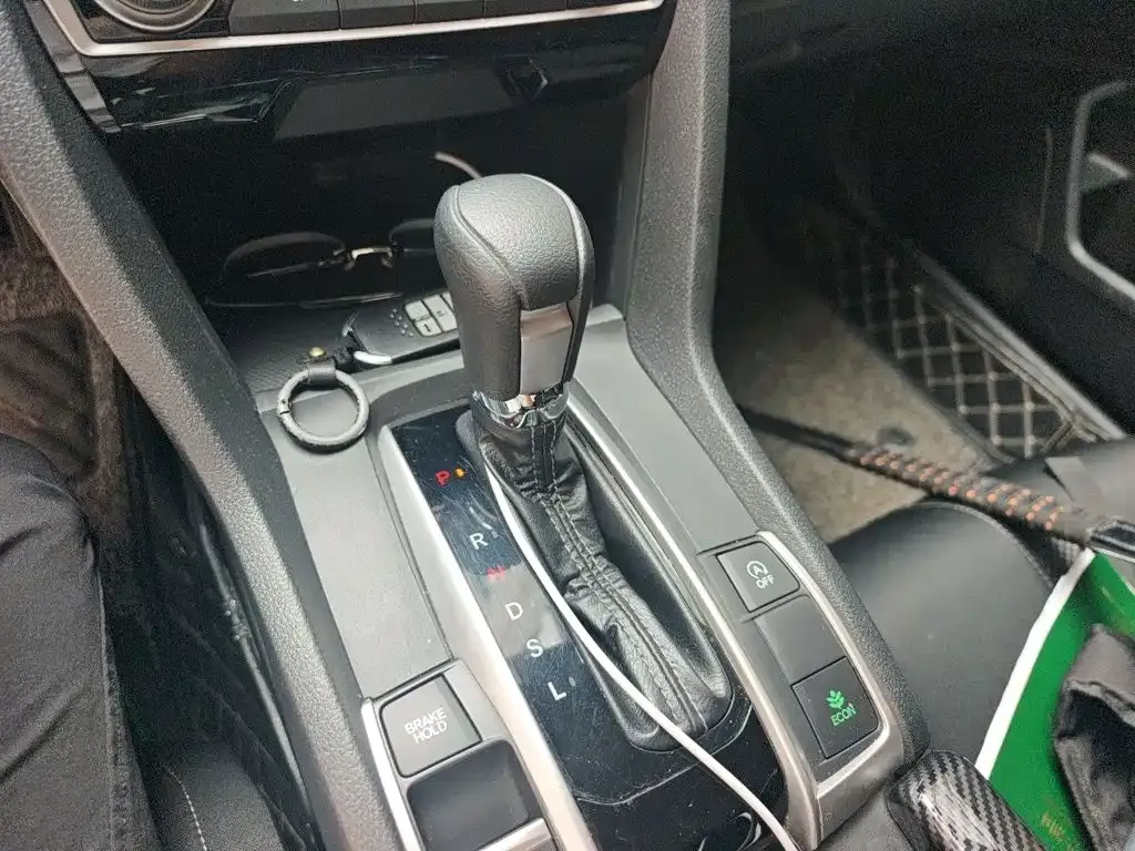 Honda Civic — фото 9