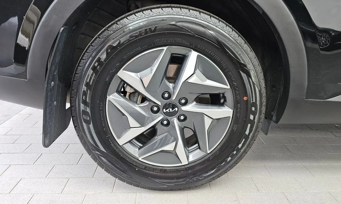 Kia Sorento — фото 10