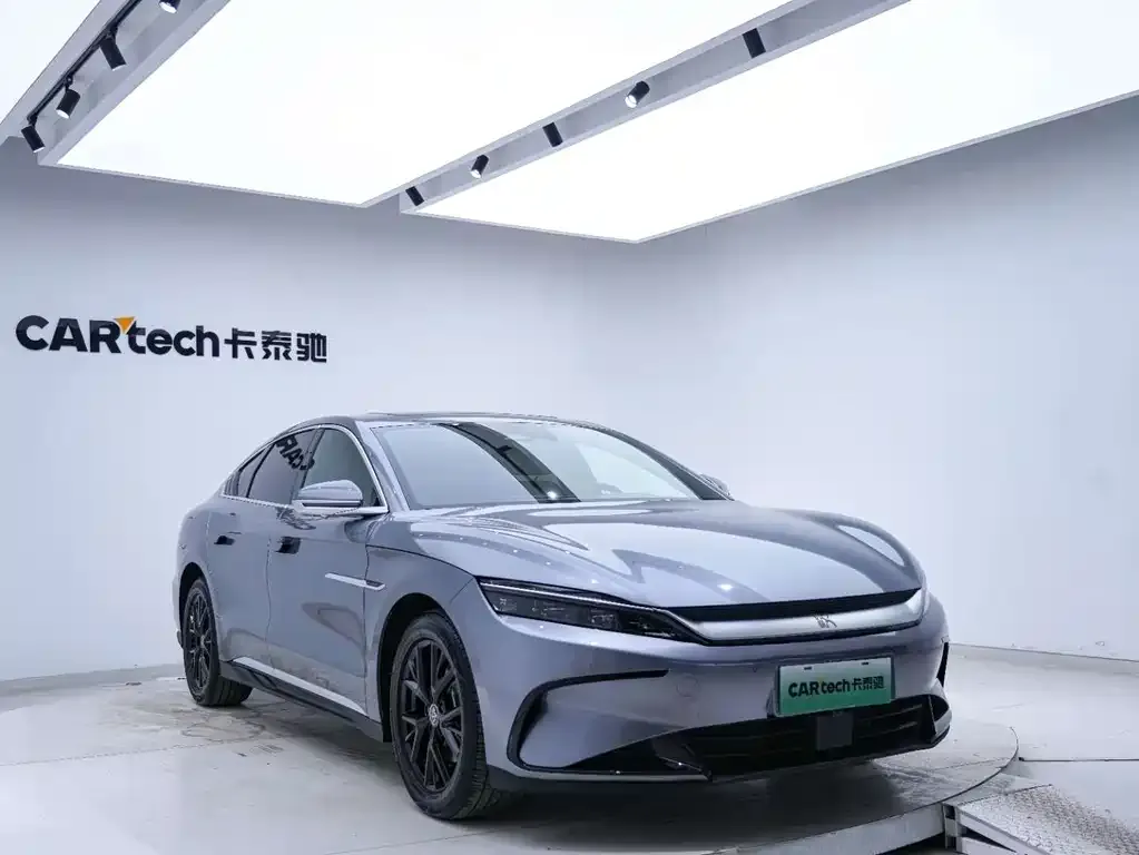 BYD Han — фото 10