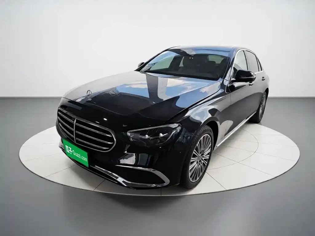 Mercedes-Benz E-Class — фото 5