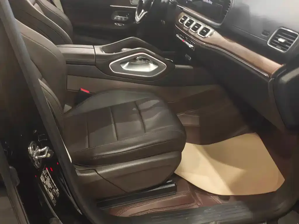 Mercedes-Benz GLE New Energy — фото 4