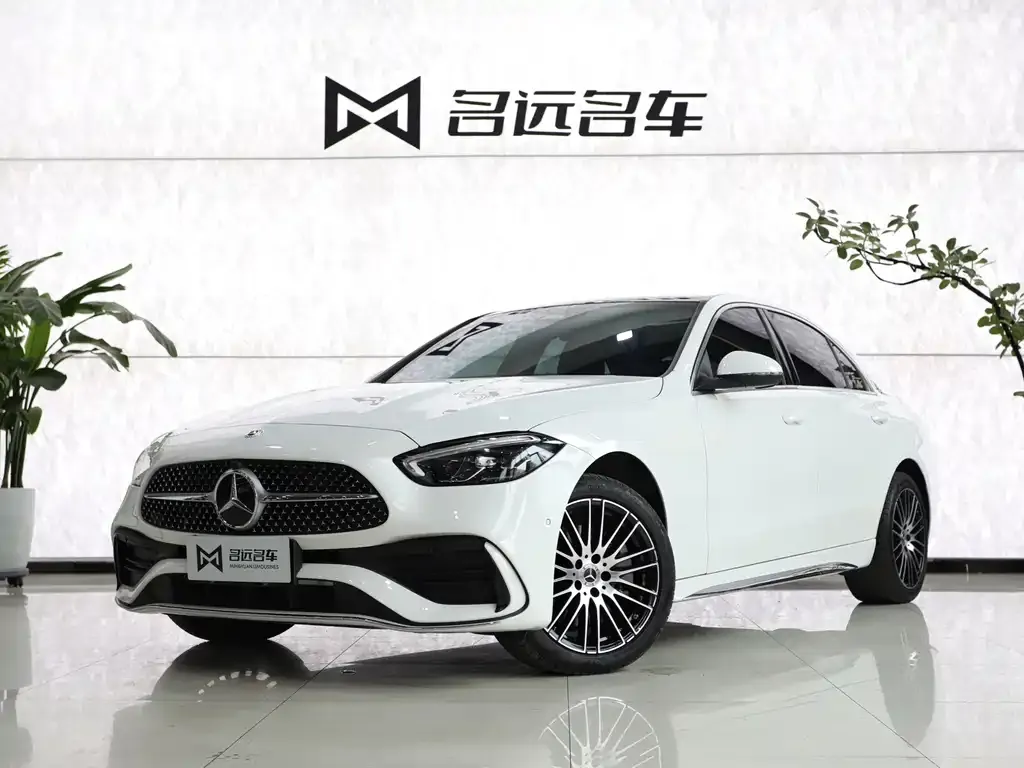 Mercedes-Benz C-Class — фото 1