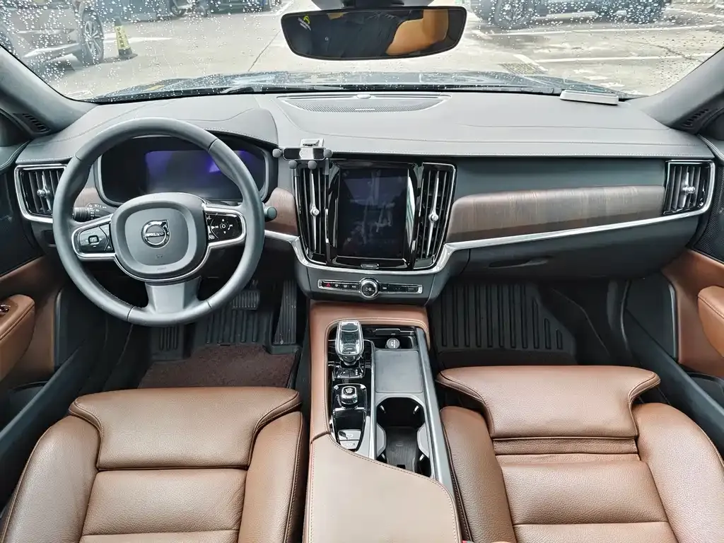 Volvo S90 — фото 3