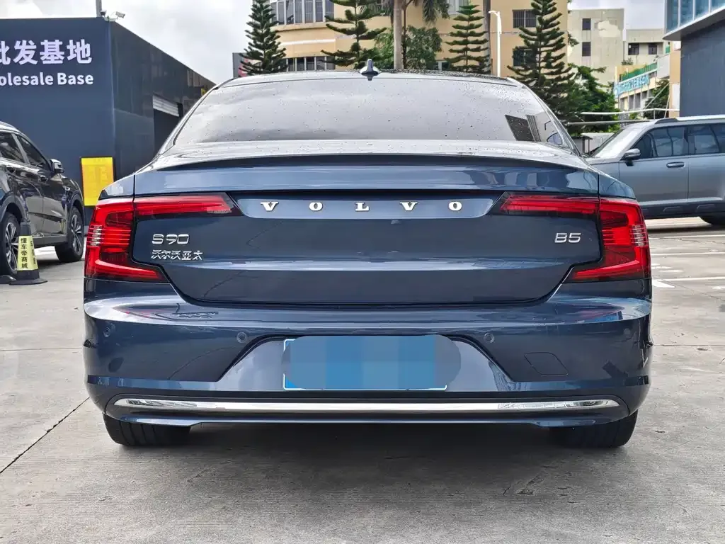 Volvo S90 — фото 2