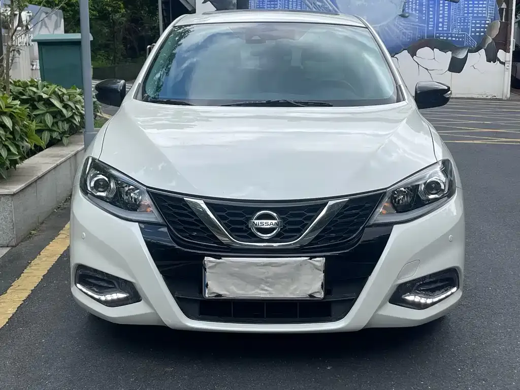 Nissan Tiida 2024 из CN, фото 5