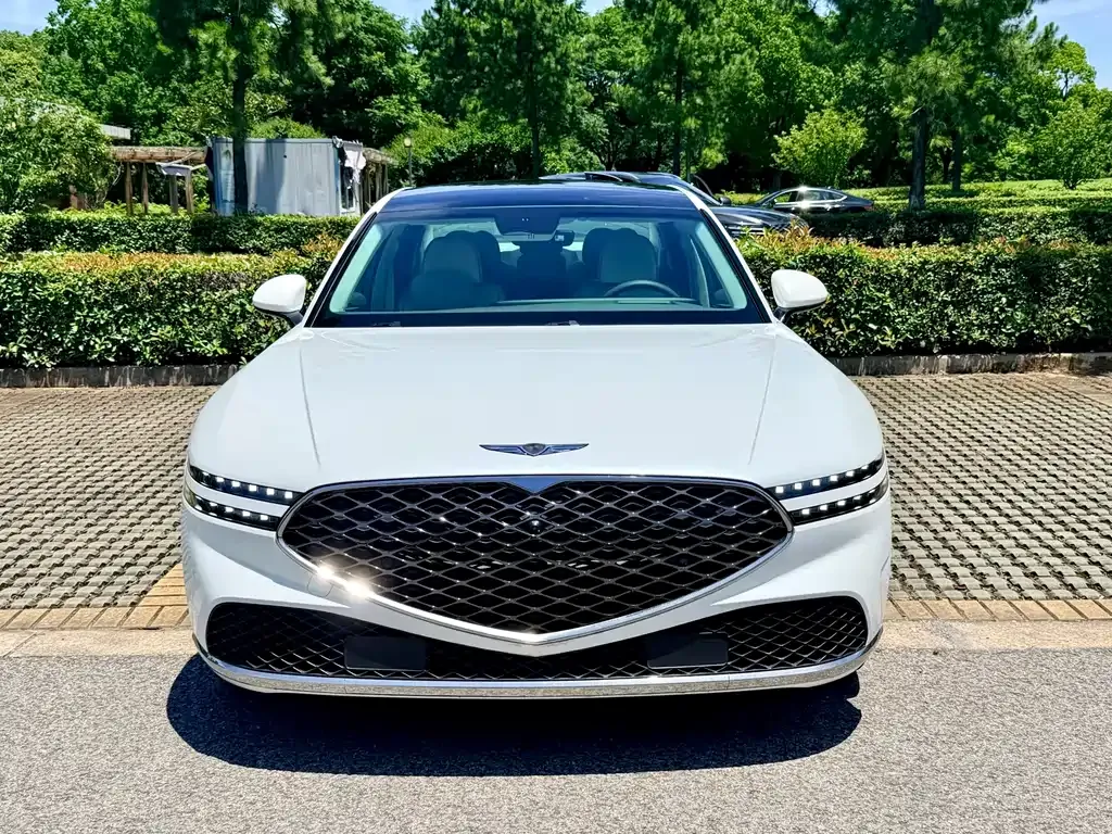 Genesis G90 — фото 9