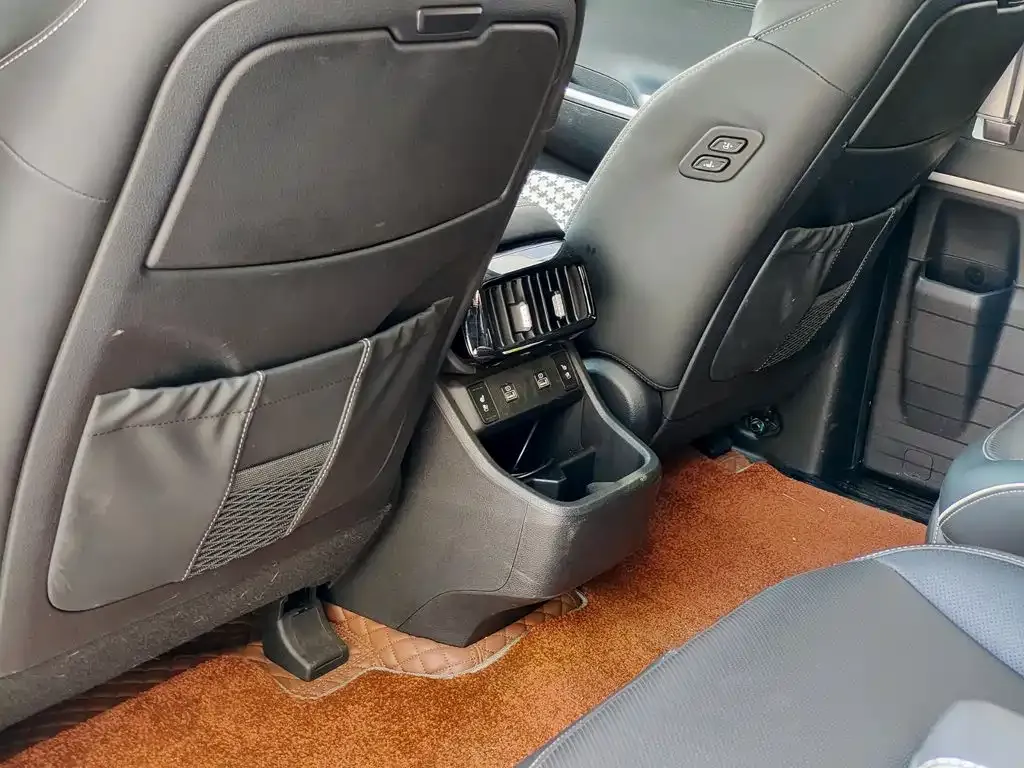 Hyundai Custo — фото 2