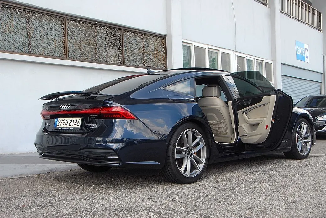 Audi A7 — фото 8