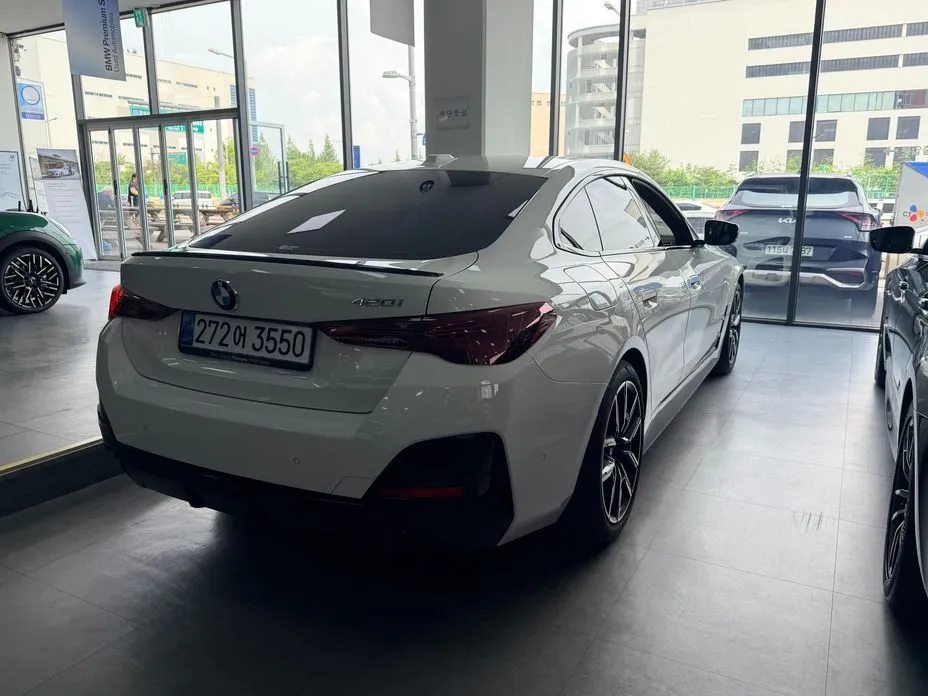 BMW 4-Series 2026 из KR, фото 3