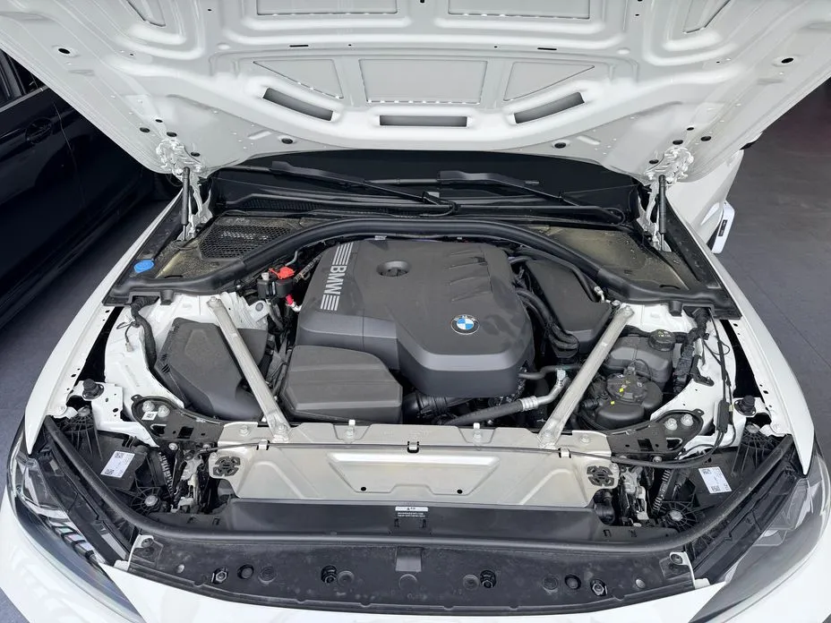 BMW 4-Series 2026 из KR, фото 7