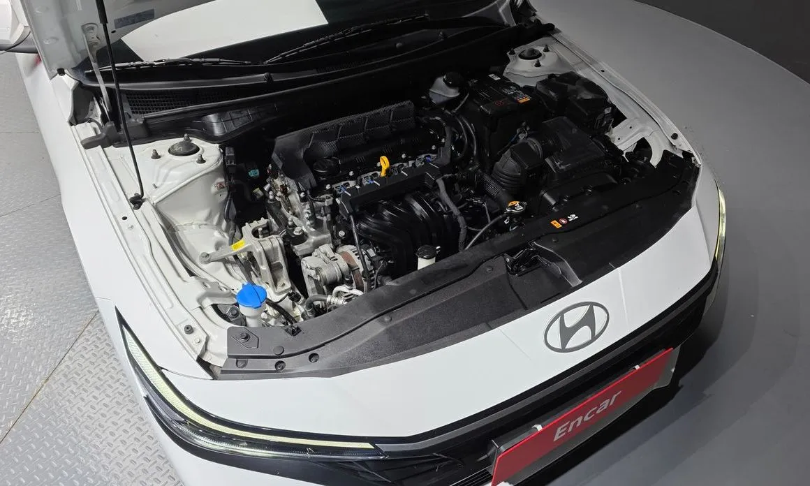 Hyundai AVANTE — фото 9