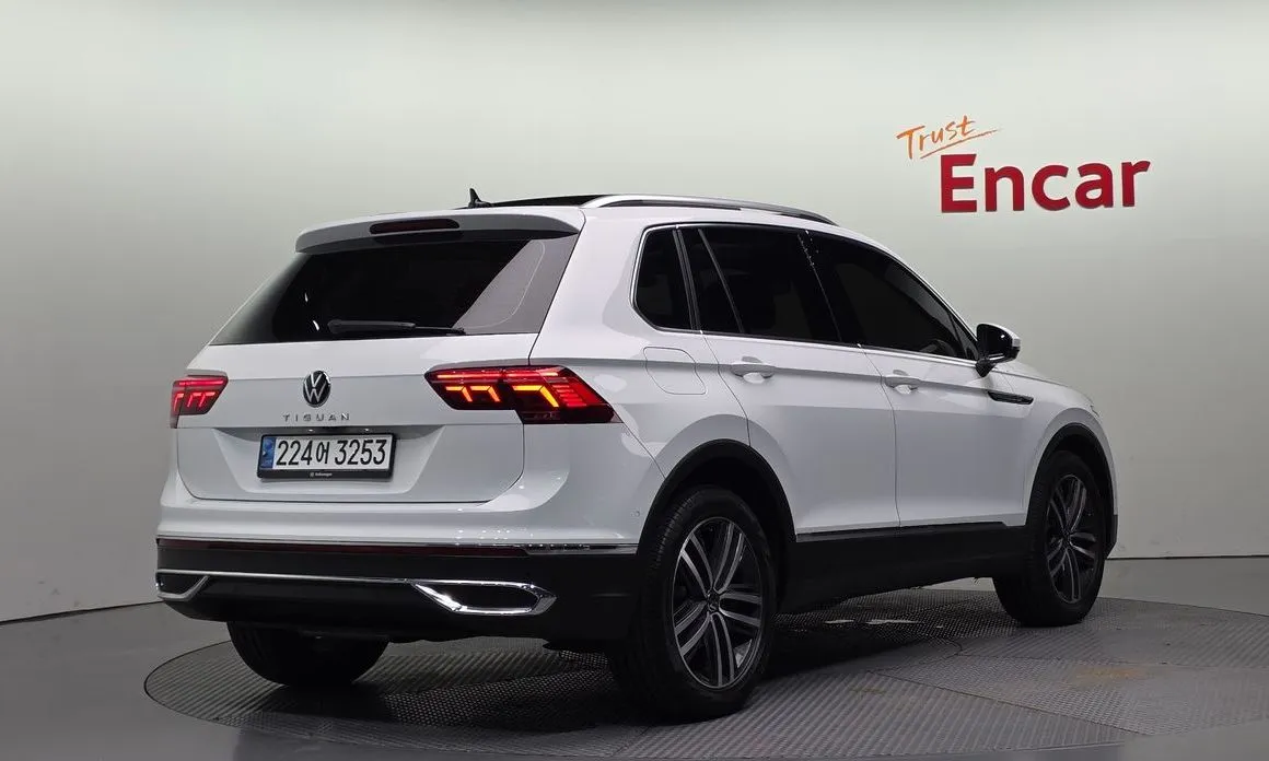 Volkswagen Tiguan — фото 5