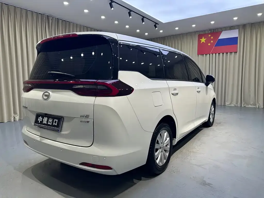 GAC Motor Trumpchi M6 — фото 7