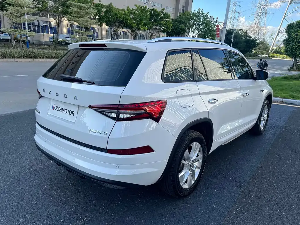 Skoda Kodiaq 2024 из CN, фото 9