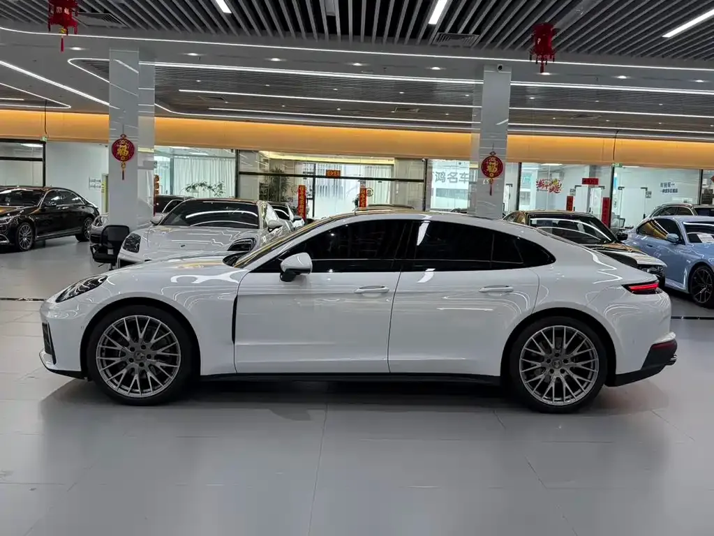 Porsche Panamera — фото 10