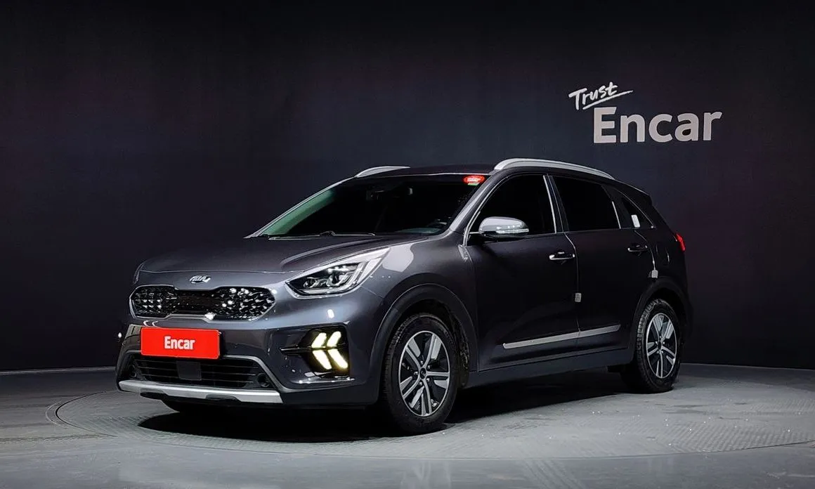 Kia Niro — фото 1