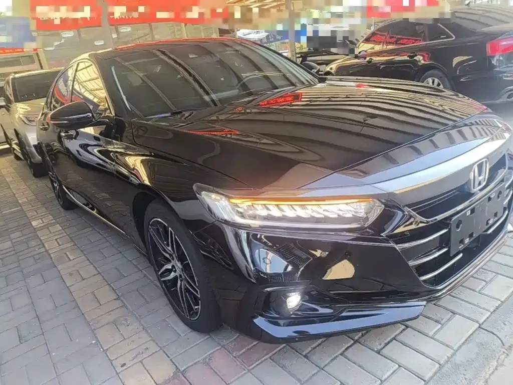 Honda Accord — фото 5