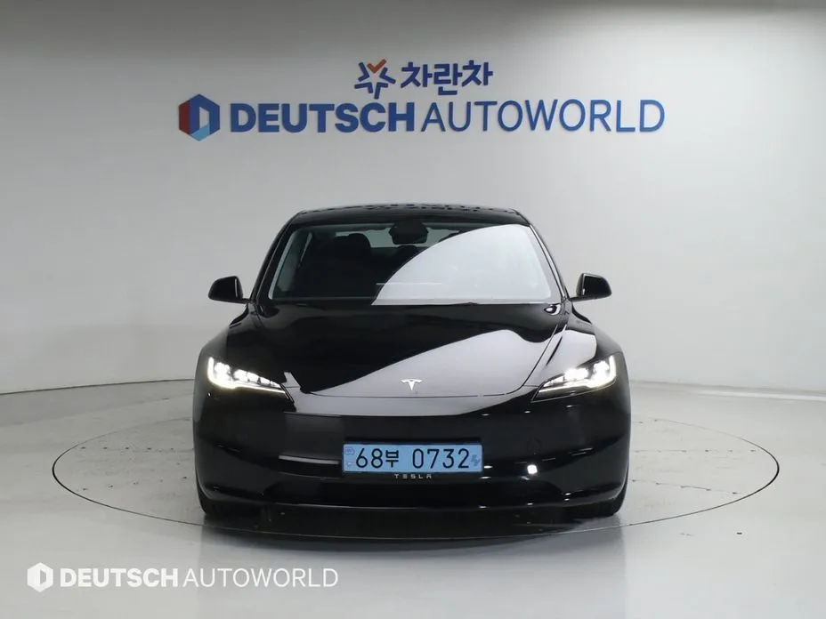Tesla Model 3 2024 из KR, фото 4