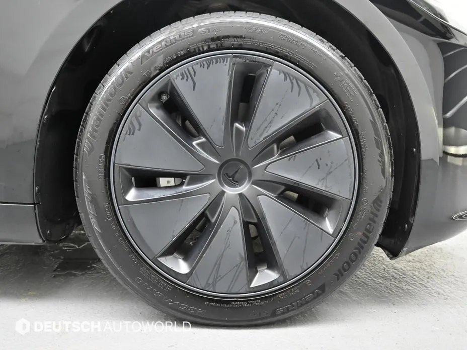 Tesla Model 3 2024 из KR, фото 8