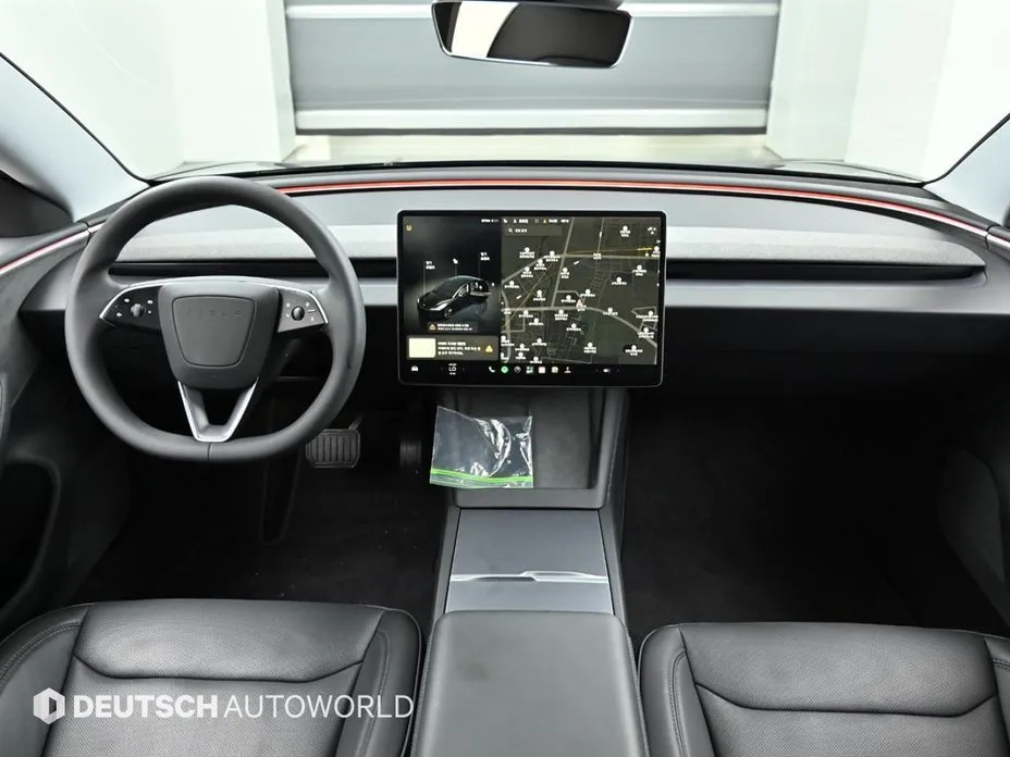 Tesla Model 3 2024 из KR, фото 3