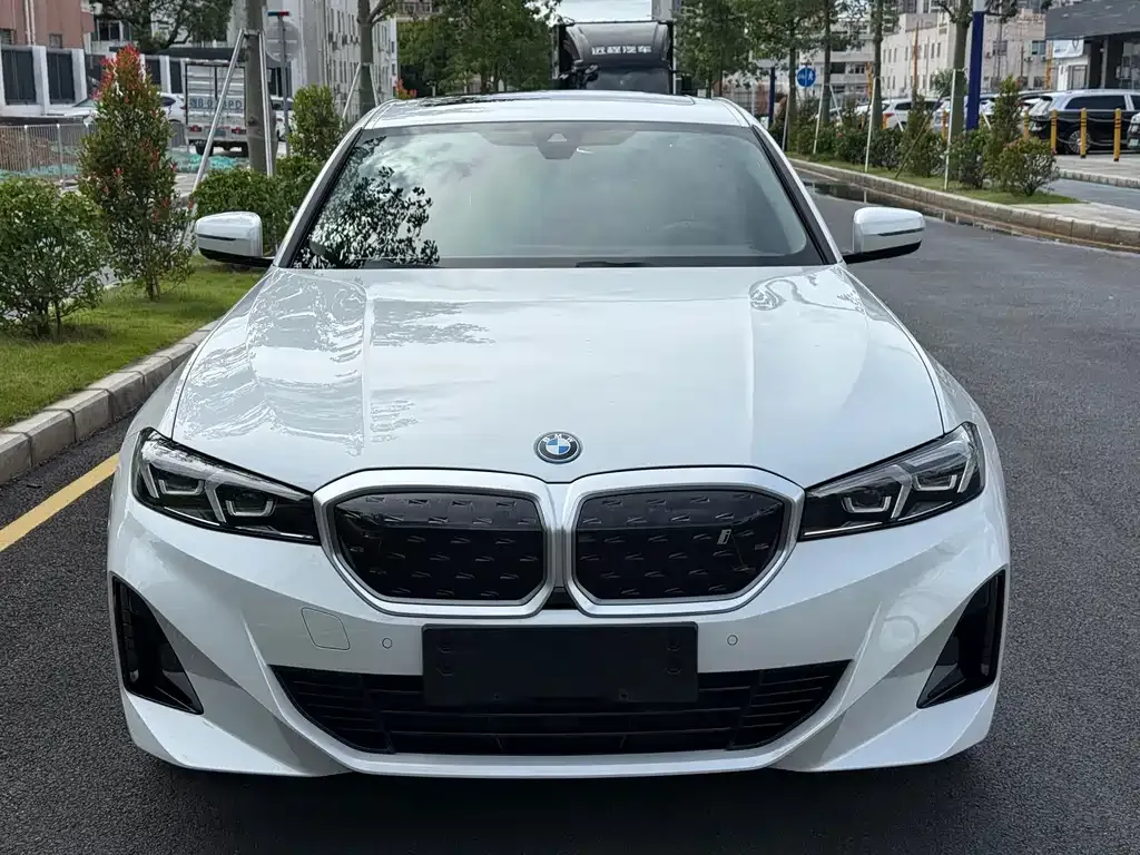 BMW i3 — фото 5