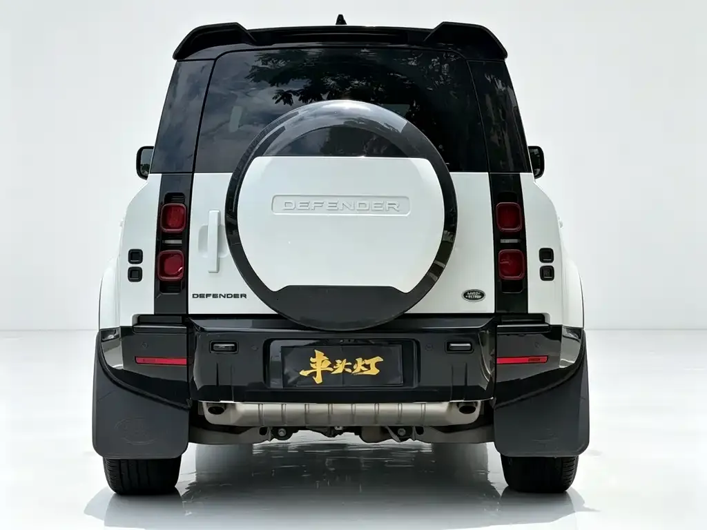 Land Rover Defender — фото 4