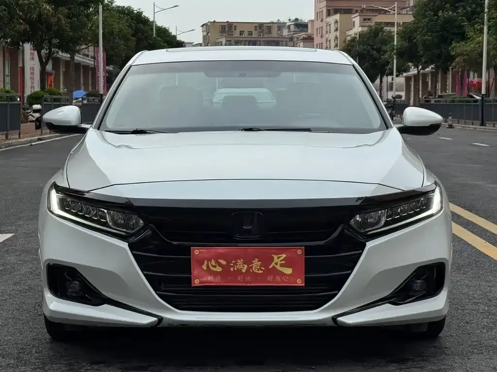 Honda Accord — фото 4