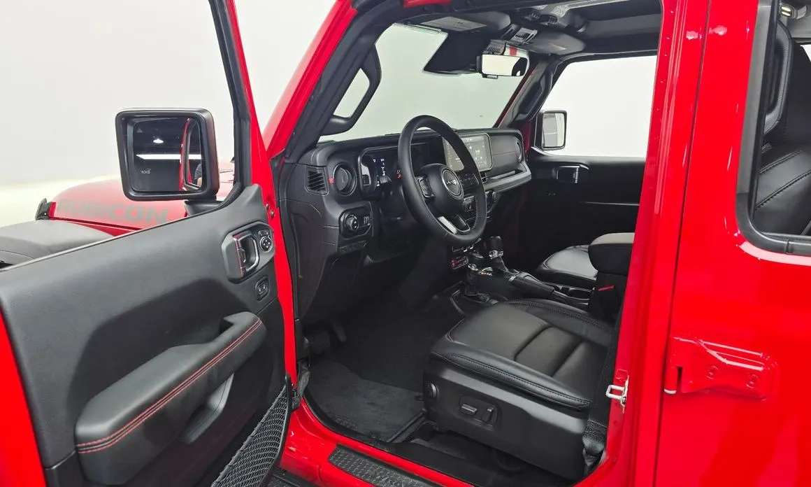Jeep Wrangler — фото 10