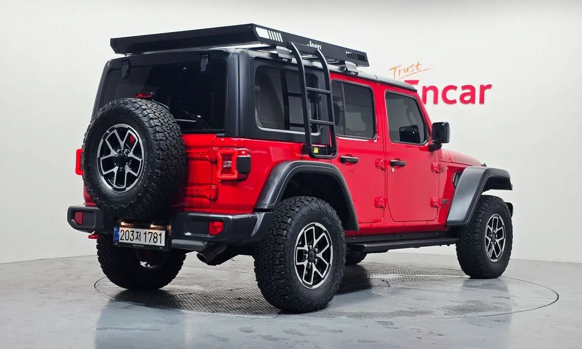 Jeep Wrangler — фото 8