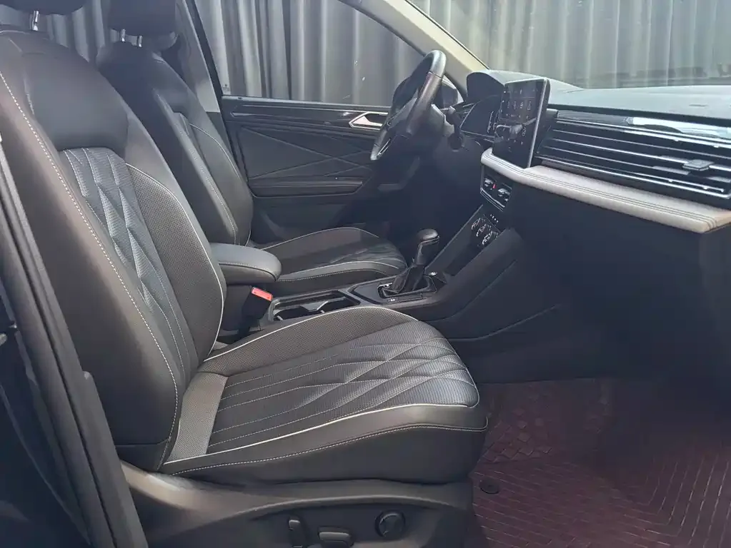 Volkswagen Tiguan L 2022 из CN, фото 6