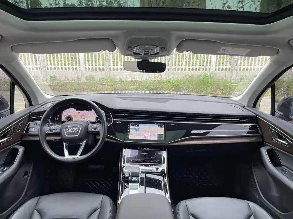 Audi Q7 2021 из CN, фото 3