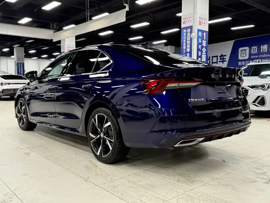 Skoda Octavia — фото 3