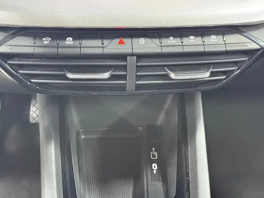 Skoda Octavia — фото 10