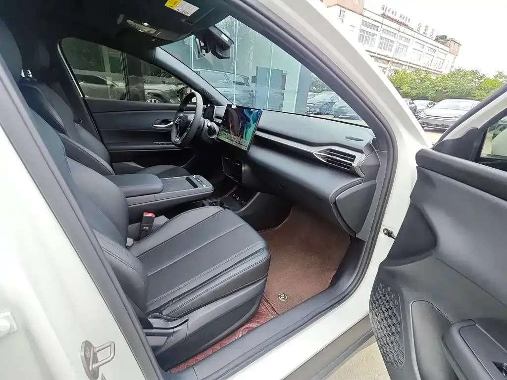 BYD e7 2025 из CN, фото 4